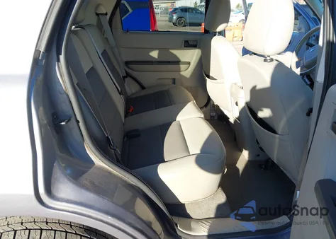 2008 Ford Escape Xlt from USA, damaged, VIN 1FMCU931X8KA29639